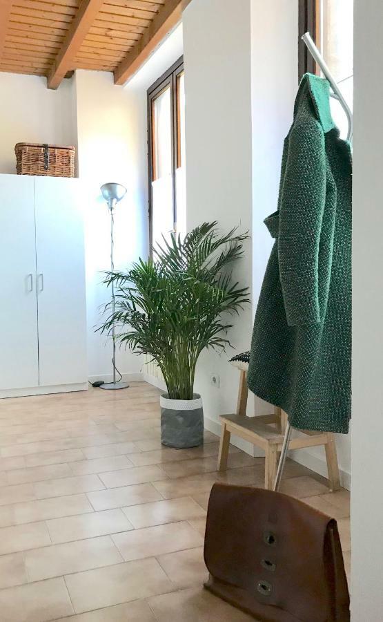 Iris Home โกโม ภายนอก รูปภาพ